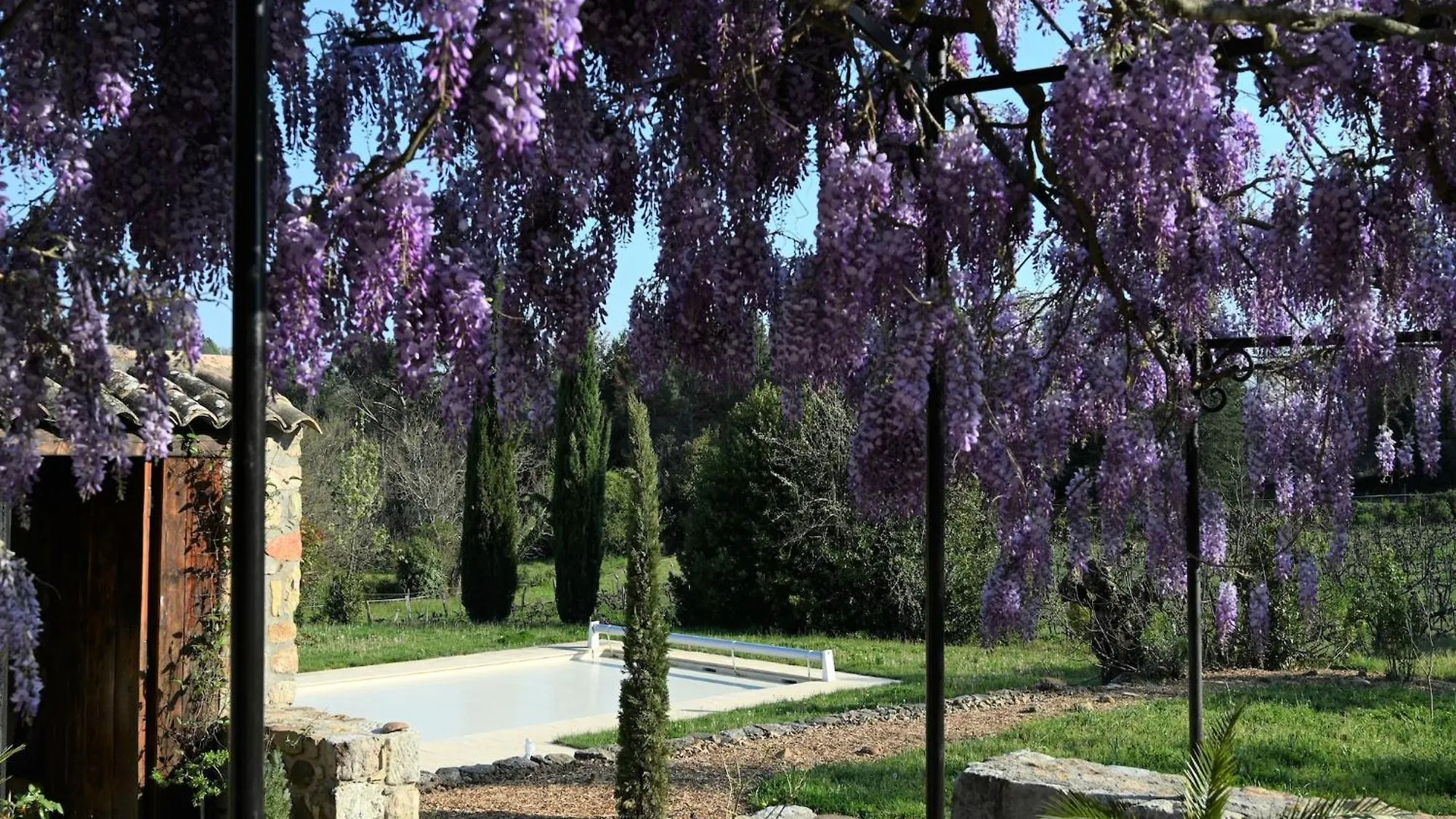 Restful Villa In Largenti Re With Swimming Pool Montreal